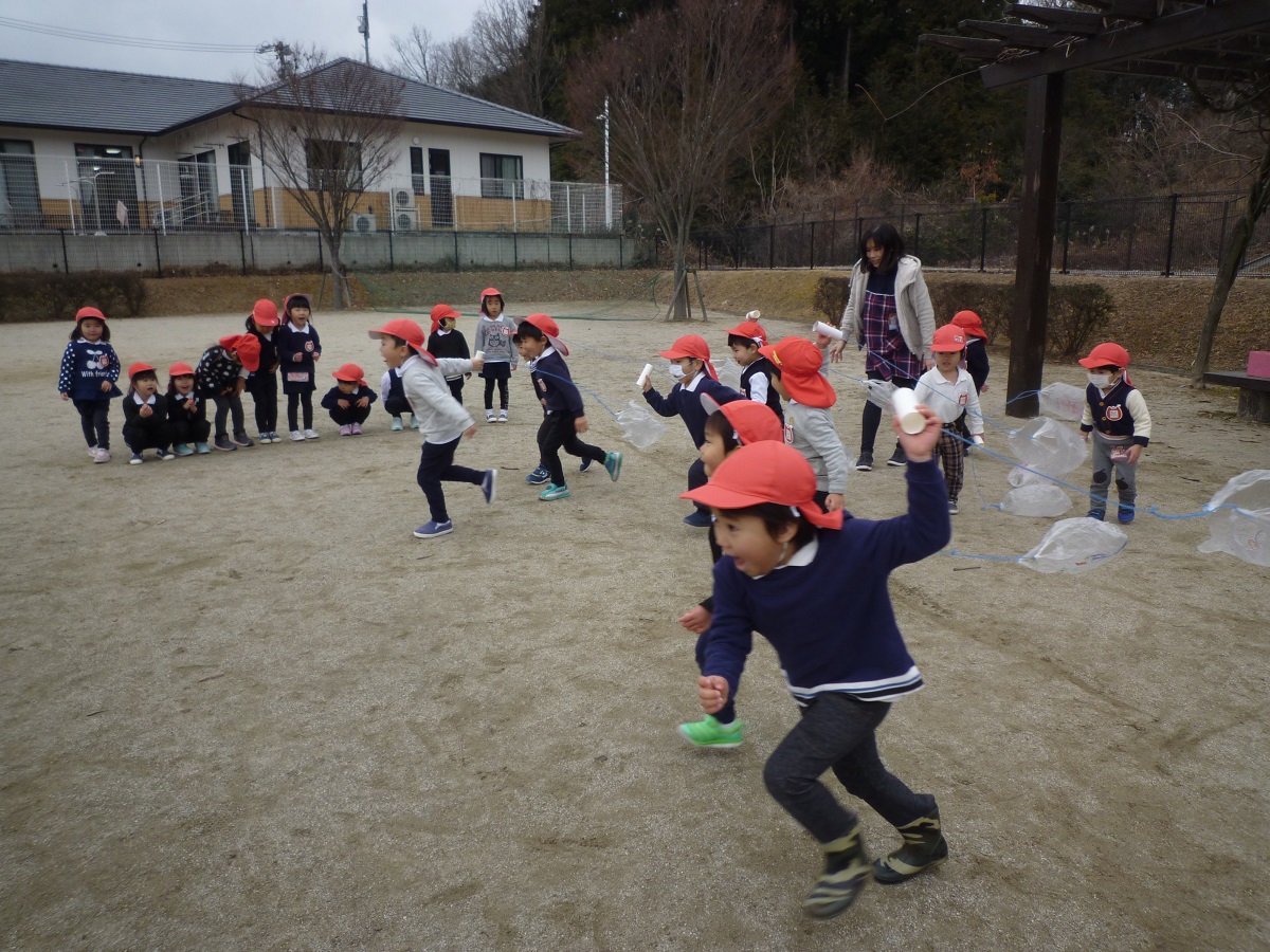 ☆年少☆凧揚げをしたよ！