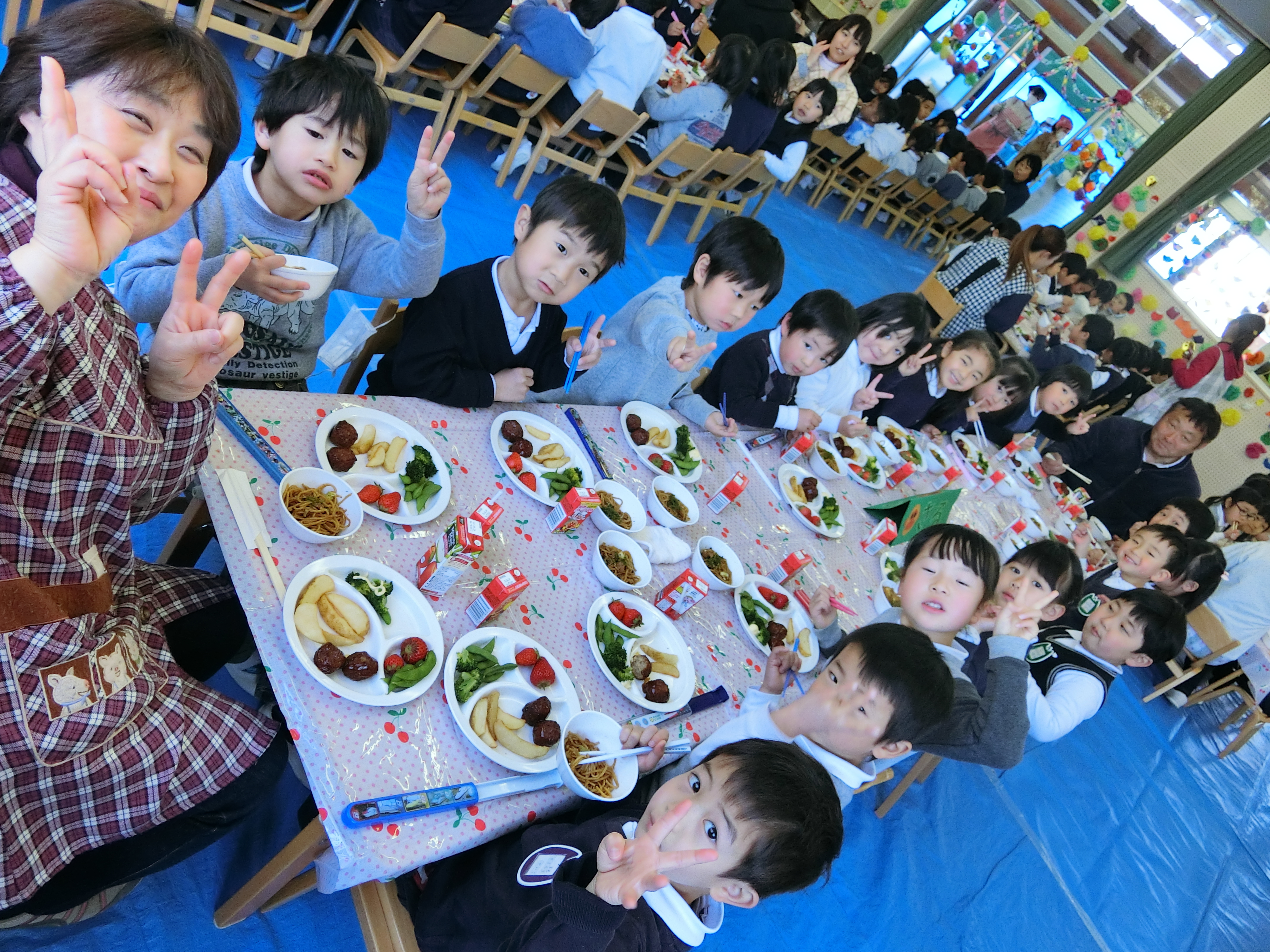 お別れ会食★年中・年長:画像４