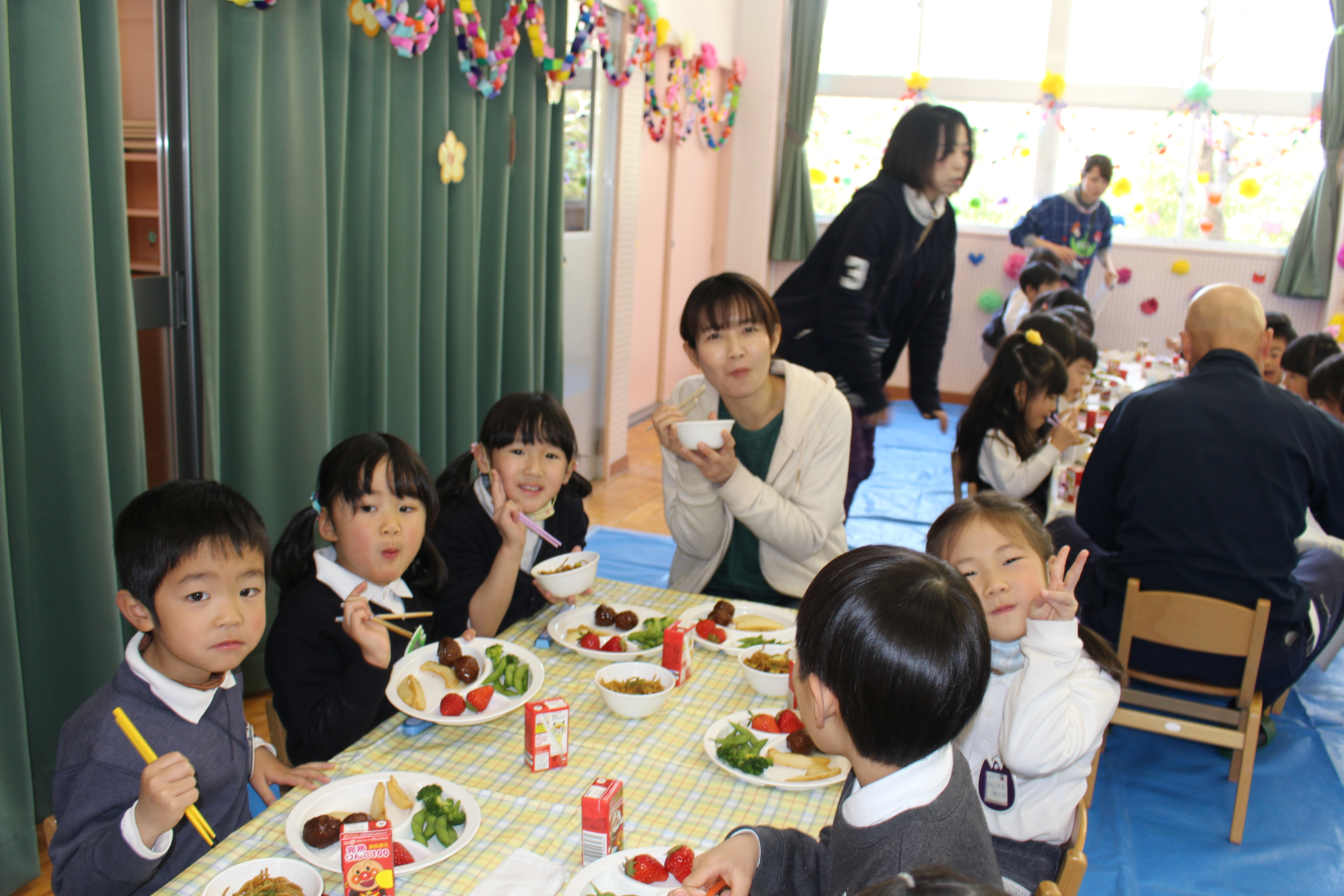 お別れ会食★年中・年長:画像３