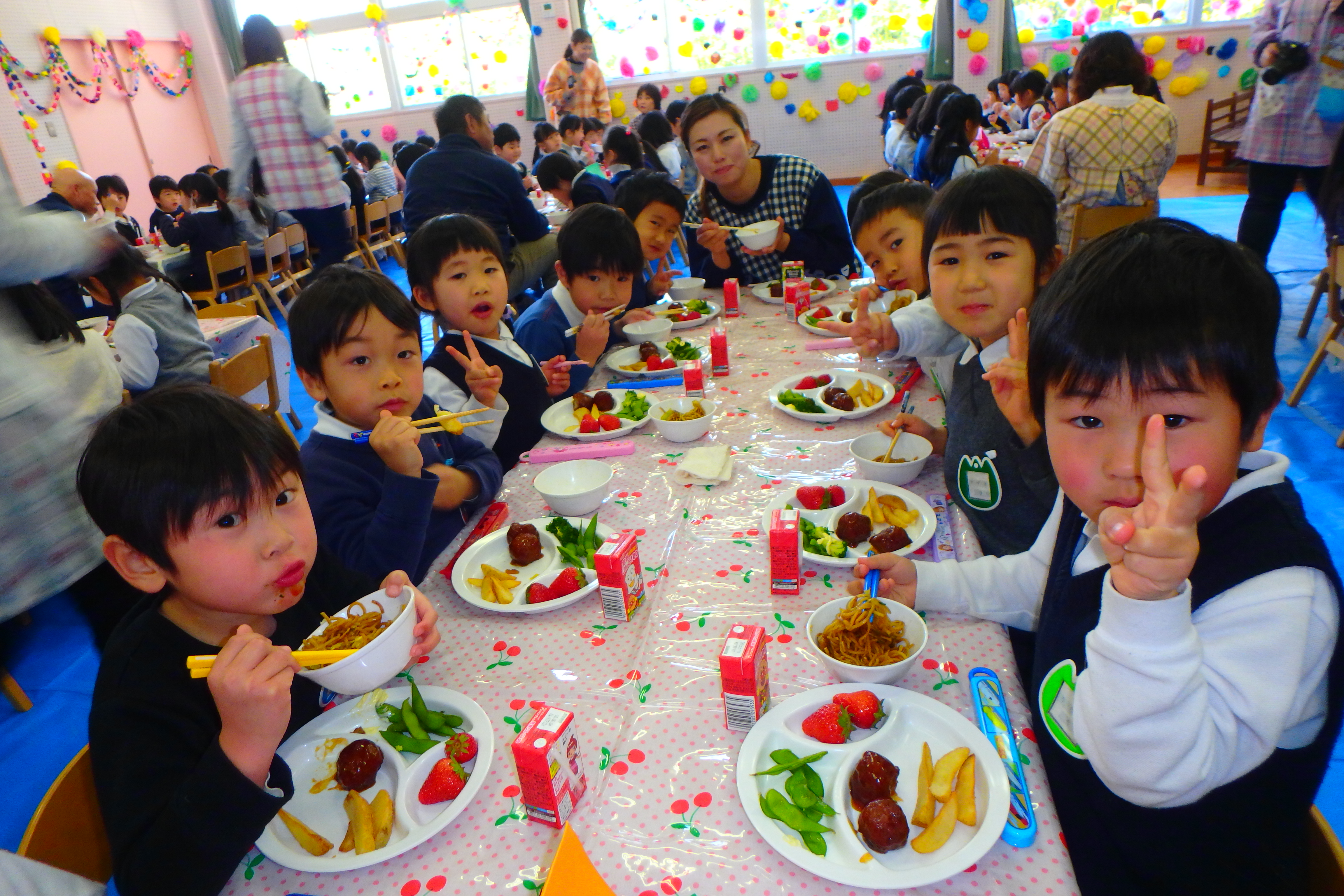 お別れ会食★年中・年長:画像２