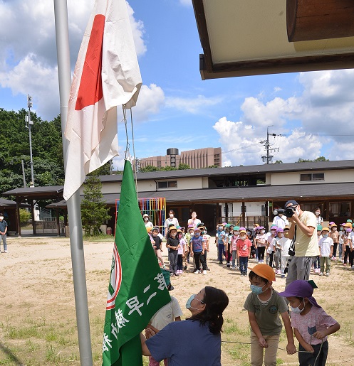 ♪お泊り保育♪　始まりの式・シールラリーその１:画像２