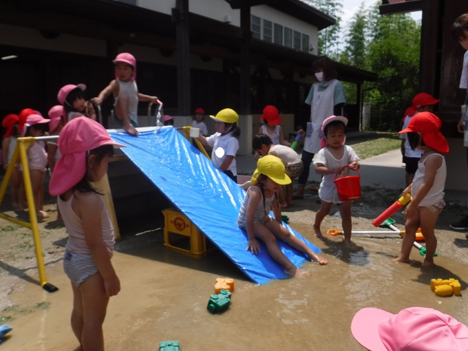 ★年少★水遊びたのしいな♪:画像１