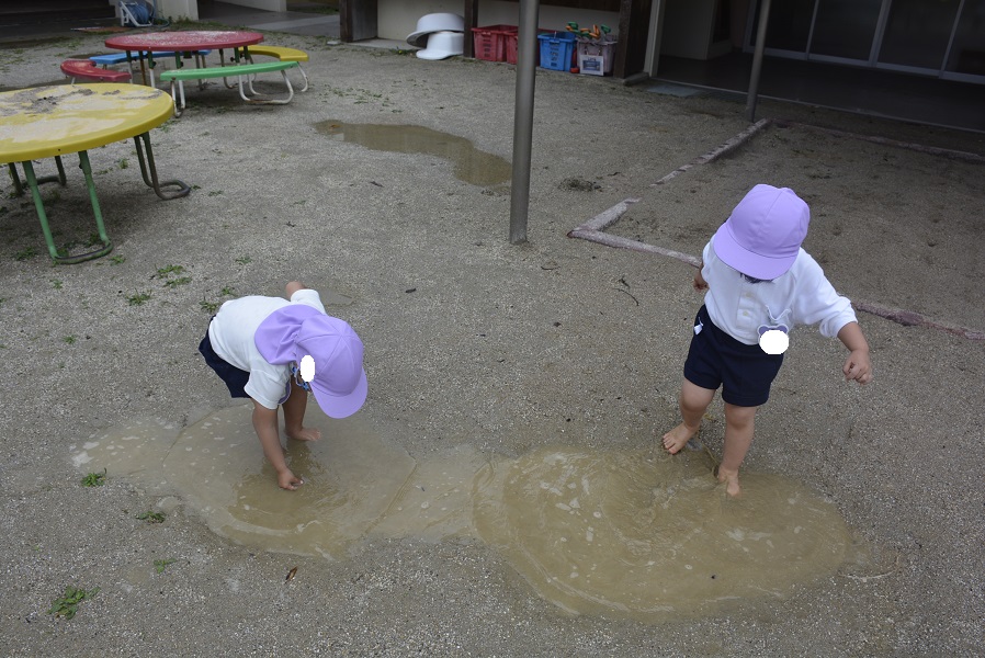 りすぐみ★雨の合間に泥んこ遊びをしたよ:画像２