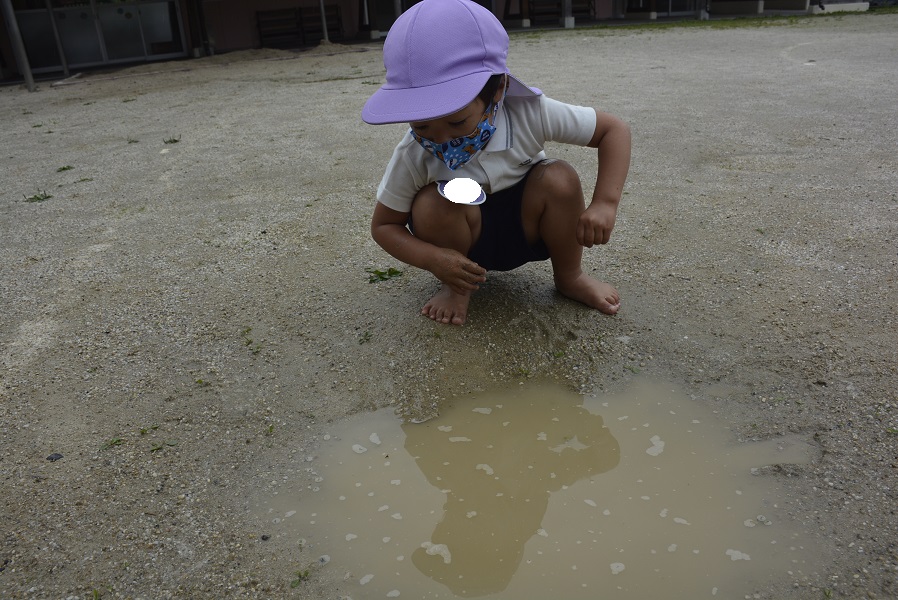 りすぐみ★雨の合間に泥んこ遊びをしたよ:画像５