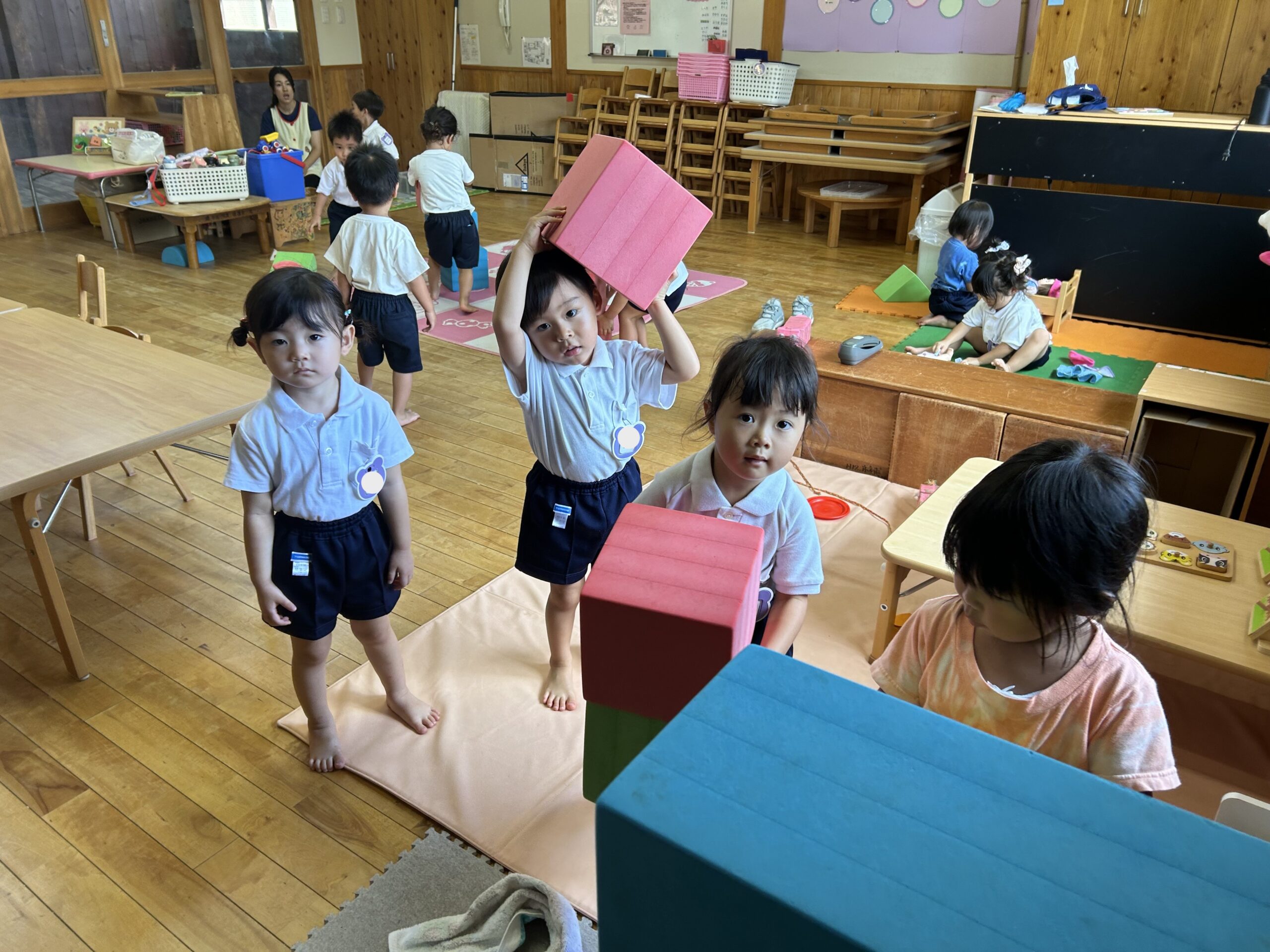 第一、第二早蕨(さわらび)幼稚園 オファー 女子制服一式