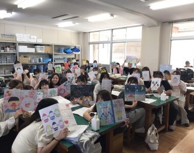 【岡短幼教NEWS】創作絵本の読み聞かせ発表会♪